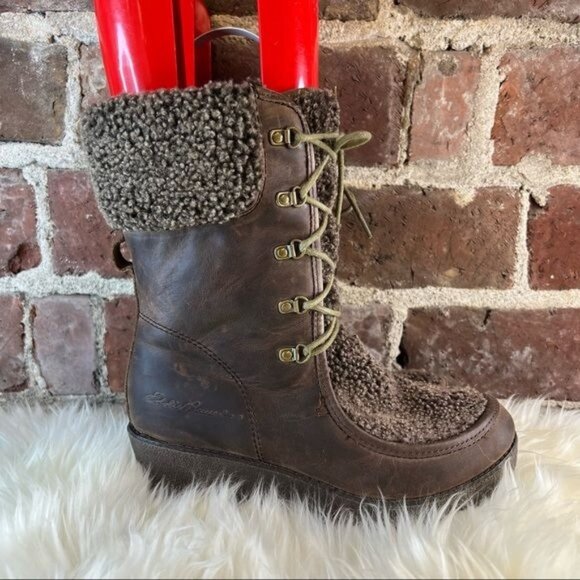 Eddie Bauer Lamb Shearling Lined Brown Leather Ladies Lace Up Boots Sz 8 - Picture 1 of 11